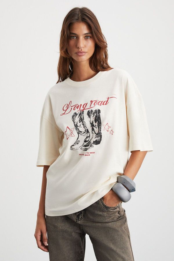 GRIMELANGE GRIMELANGE Majer Women's 100% Organic Cotton Western Theme Printed Regular Fit Cream T-shirt