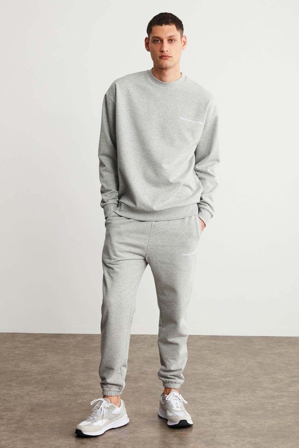 GRIMELANGE GRIMELANGE Marshall Men's Cotton Fleece Embroidered Relaxed Grey Melange Tracksuit Se