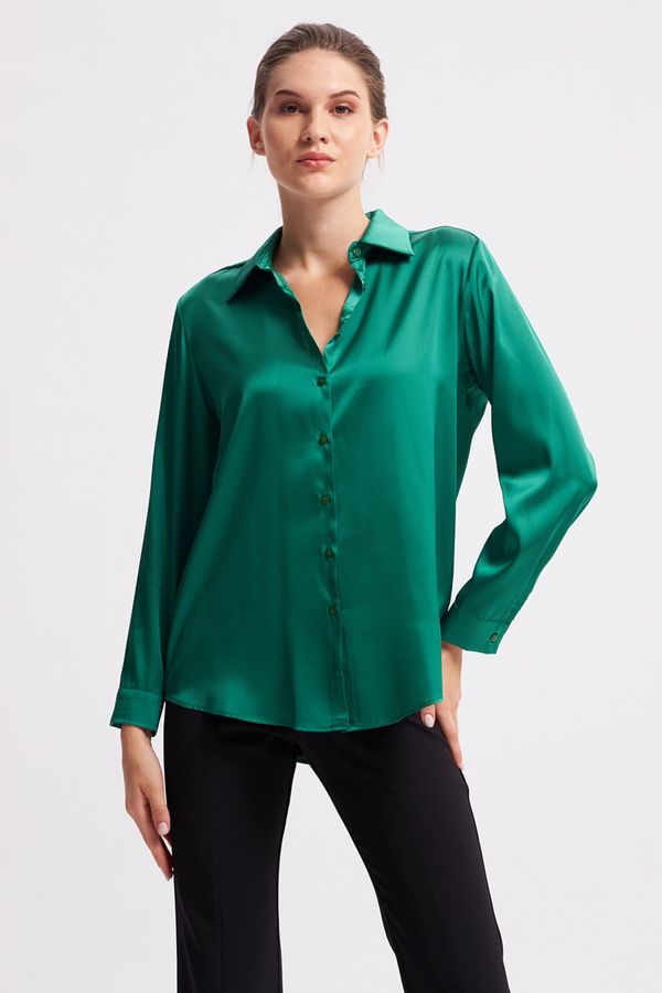Gusto Gusto Satin Shirt - Green