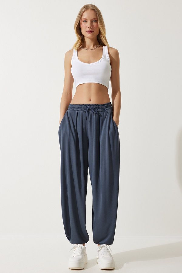 Happiness İstanbul Happiness İstanbul Women's Anthracite Pleated Comfortable Modal Baggy Trousers