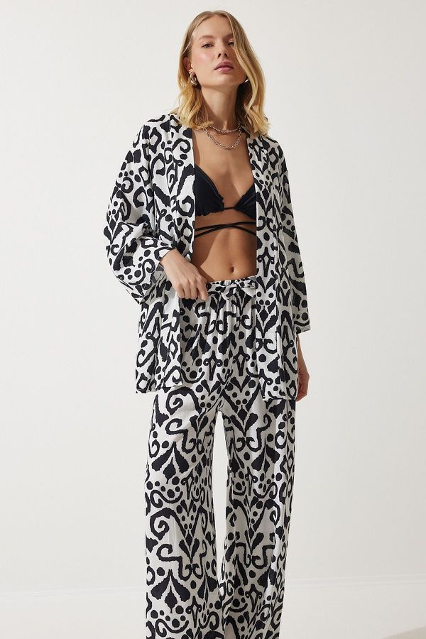 Happiness İstanbul Happiness İstanbul Women's Black and White Patterned Kimono Palazzo Trousers Set