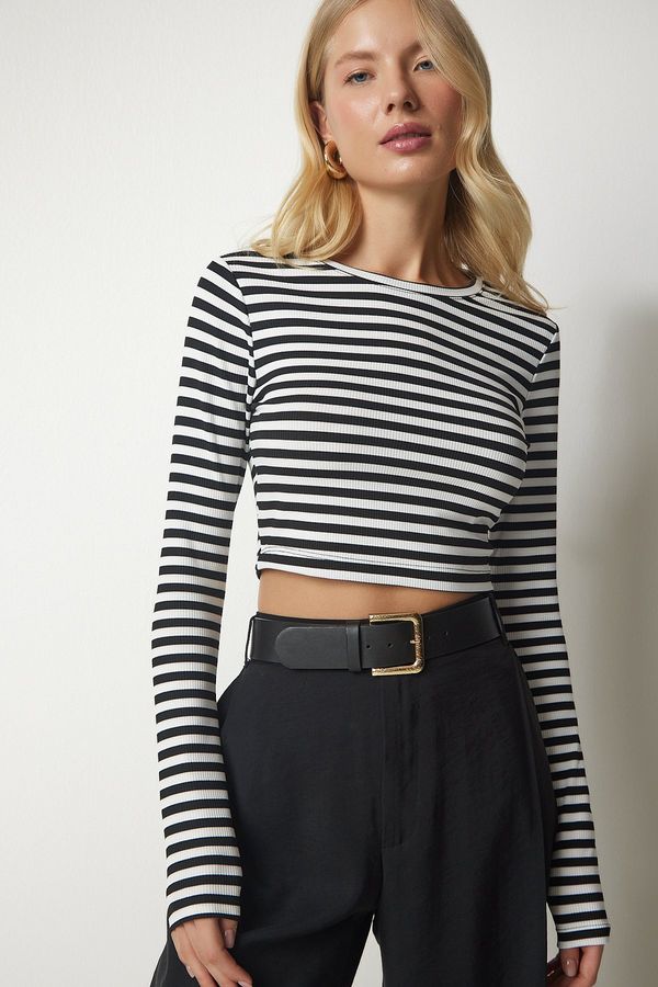 Happiness İstanbul Happiness İstanbul Women's Black And White Striped Camisole Crop Blouse