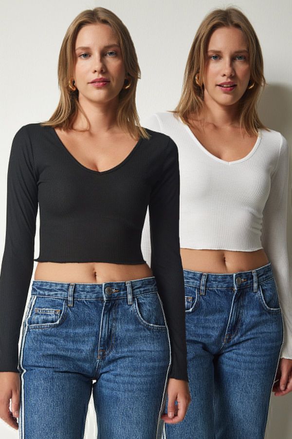 Happiness İstanbul Happiness İstanbul Women's Black and White V Neck 2 Pack Crop Knitted Blouse