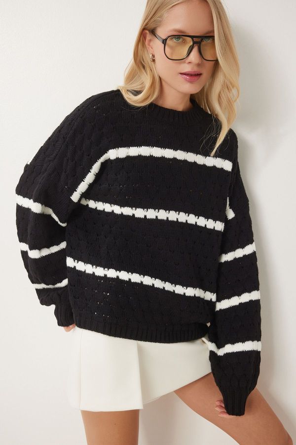 Happiness İstanbul Happiness İstanbul WOMEN'S BLACK BALLOON SLEEVE STRIPED KNITWEAR SWEATER HI00003