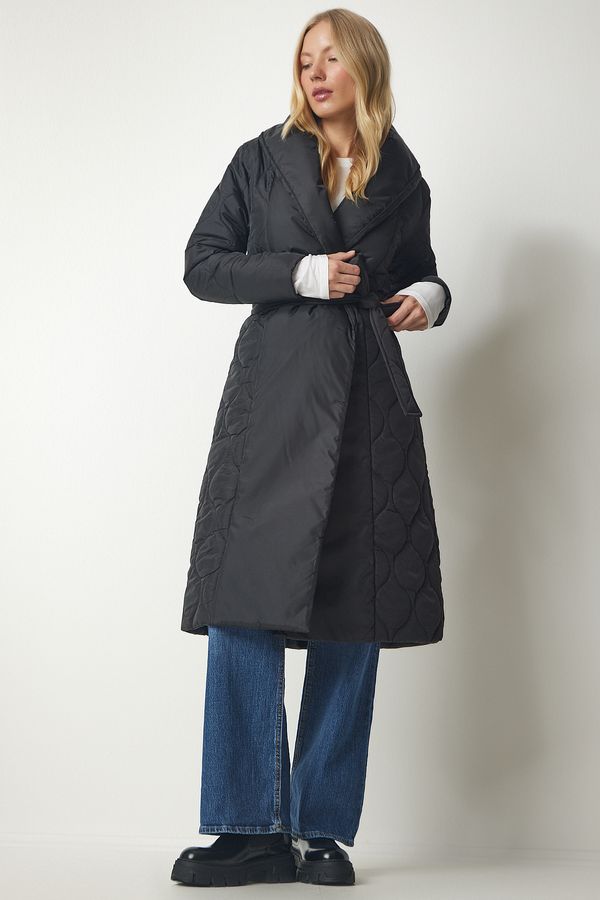 Happiness İstanbul Happiness İstanbul Women's Black Belted Shawl Collar Quilted Coat
