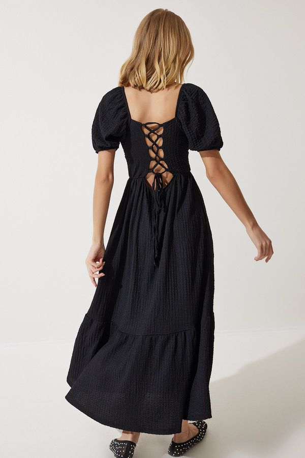 Happiness İstanbul Happiness İstanbul Women's Black Heart Collar Textured Summer Knitted Dress