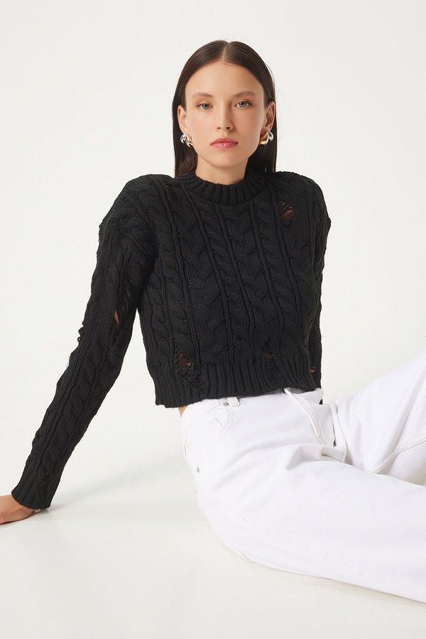 Happiness İstanbul Happiness İstanbul Women's Black Ripped Detailed Knitted Sweater