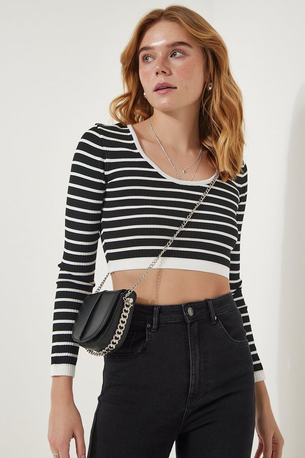 Happiness İstanbul Happiness İstanbul Women's Black Striped Ribbed Crop Knitwear Blouse