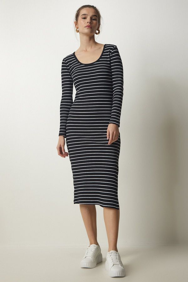 Happiness İstanbul Happiness İstanbul Women's Black Striped Slit Wrap Knitted Dress