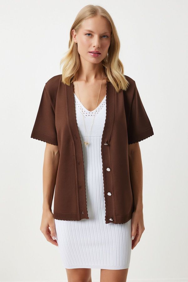 Happiness İstanbul Happiness İstanbul Women's Brown Stylish Buttoned Seasonal Knitwear Cardigan