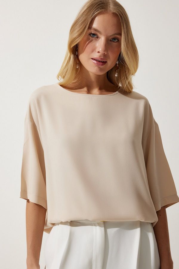 Happiness İstanbul Happiness İstanbul Women's Cream Crew Neck Flowy Viscose Blouse
