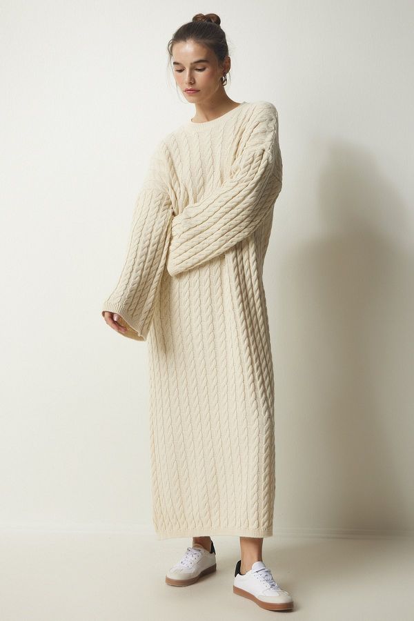 Happiness İstanbul Happiness İstanbul Women's Cream Knit Detailed Thick Oversize Knitwear Dress
