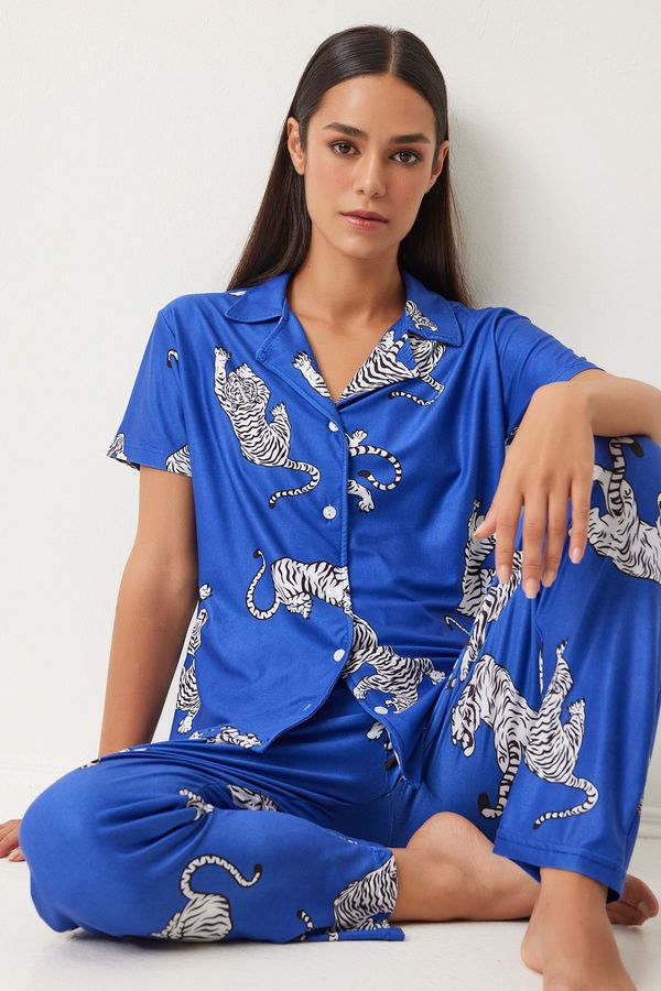 Happiness İstanbul Happiness İstanbul Women's Dark Blue Patterned Shirt and Pants Knitted Pajama Set