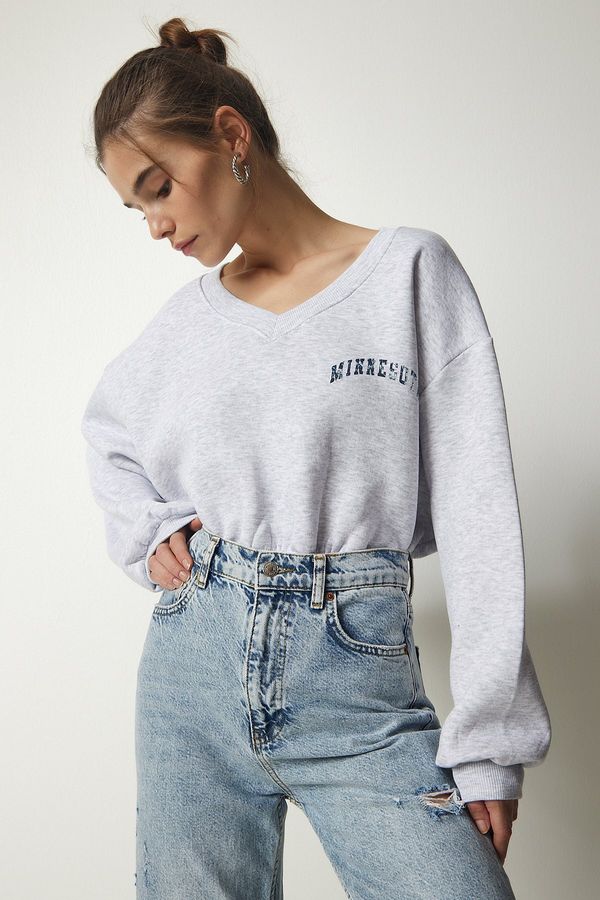 Happiness İstanbul Happiness İstanbul Women's Gray Melange V-Neck Oversize Crop Knitted Sweatshirt