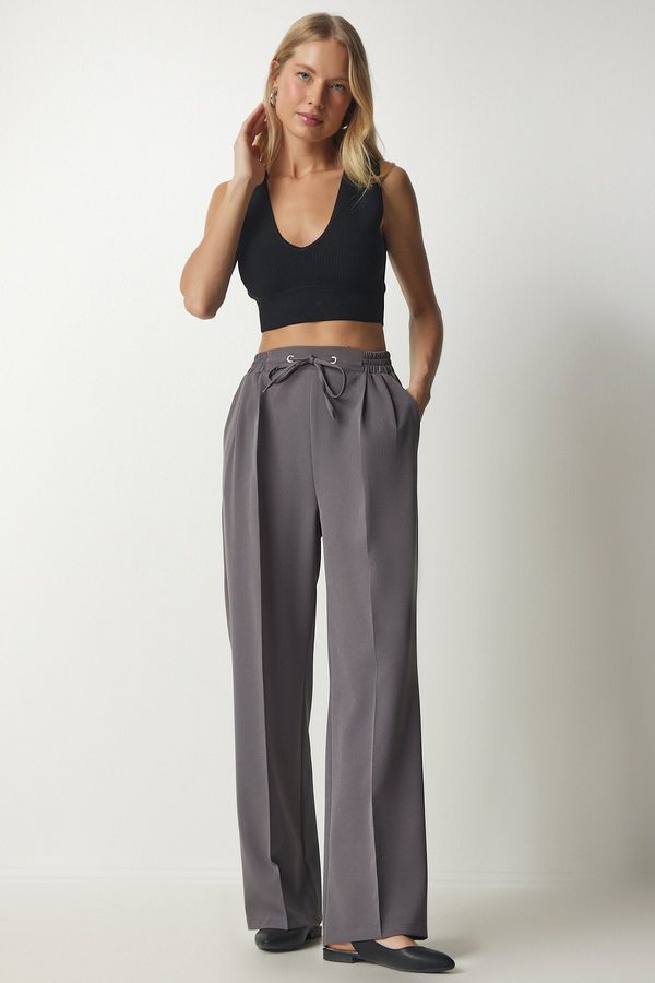 Happiness İstanbul Happiness İstanbul Women's Gray Pleated Tracksuit Pants
