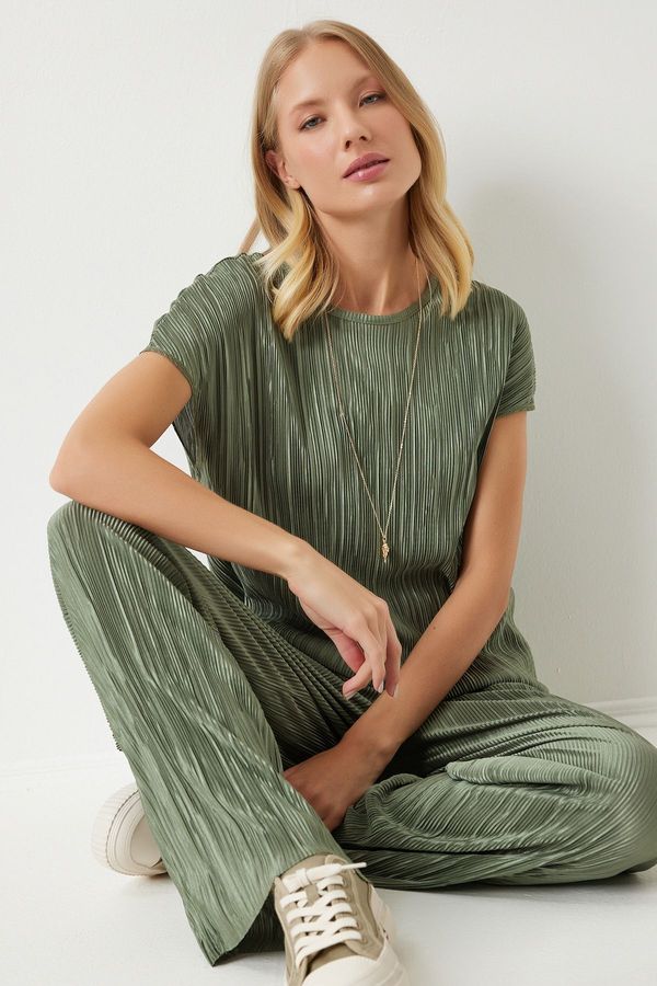 Happiness İstanbul Happiness İstanbul Women's Green Pleated Casual Blouse Trousers Set