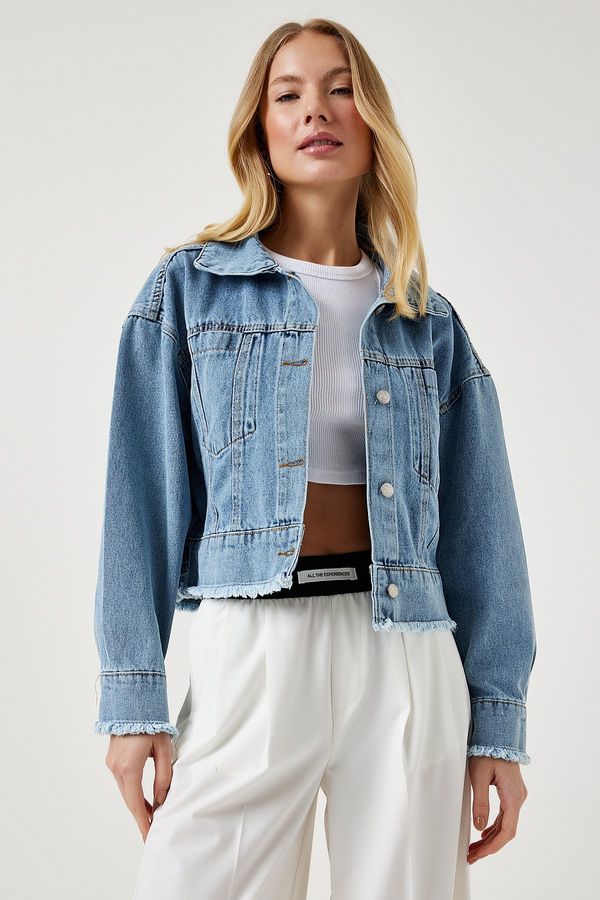 Happiness İstanbul Happiness İstanbul Women's Light Blue Tassel Detailed Pocket Short Denim Jacket