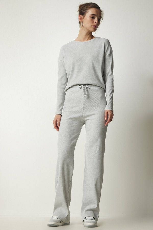 Happiness İstanbul Happiness İstanbul Women's Light Gray Casual Ribbed Blouse Pants Suit