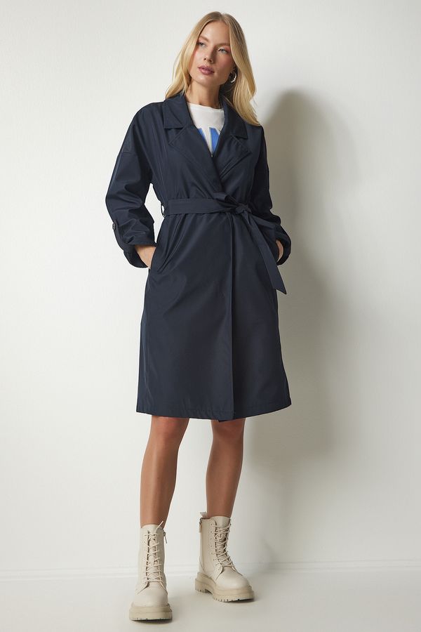 Happiness İstanbul Happiness İstanbul Women's Navy Blue Belted Seasonal Trench Coat