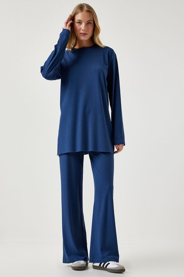 Happiness İstanbul Happiness İstanbul Women's Navy Blue Ribbed Knitted Blouse Pants Suit