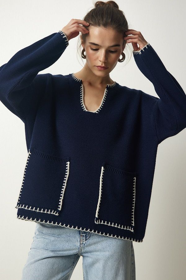Happiness İstanbul Happiness İstanbul Women's Navy Blue Stitch Detailed Pocket Knitwear Sweater