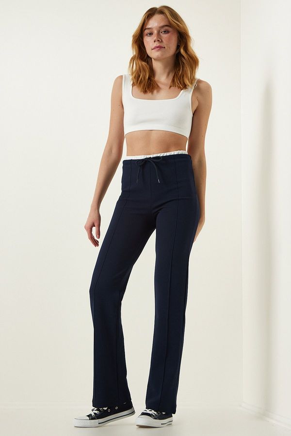 Happiness İstanbul Happiness İstanbul Women's Navy Blue Tie Detailed Knitted Trousers