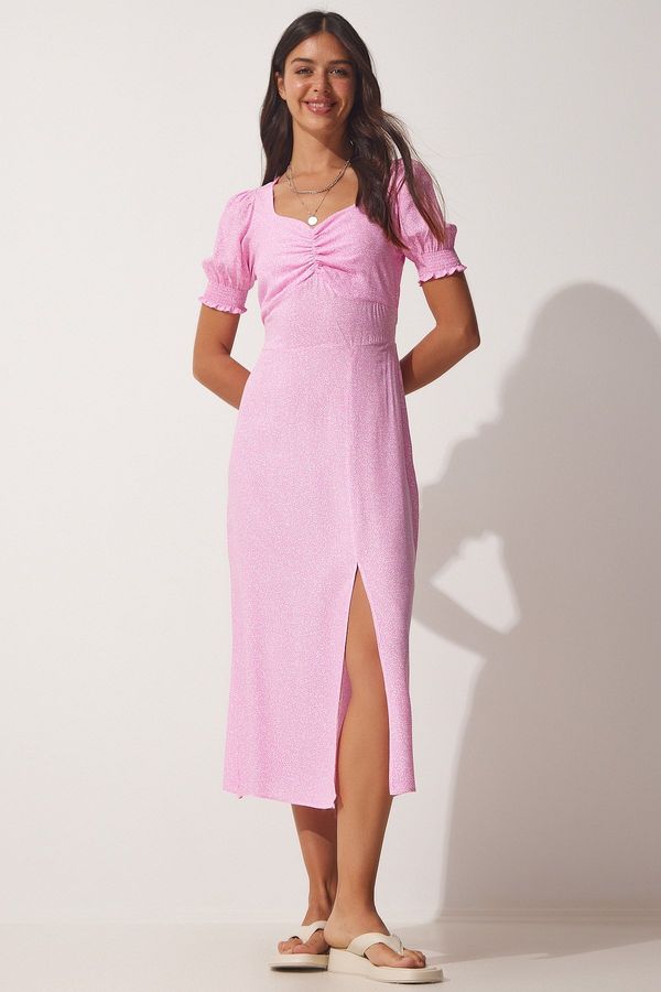 Happiness İstanbul Happiness İstanbul Women's Pink Gathered Heart Neck Summer Viscose Dress