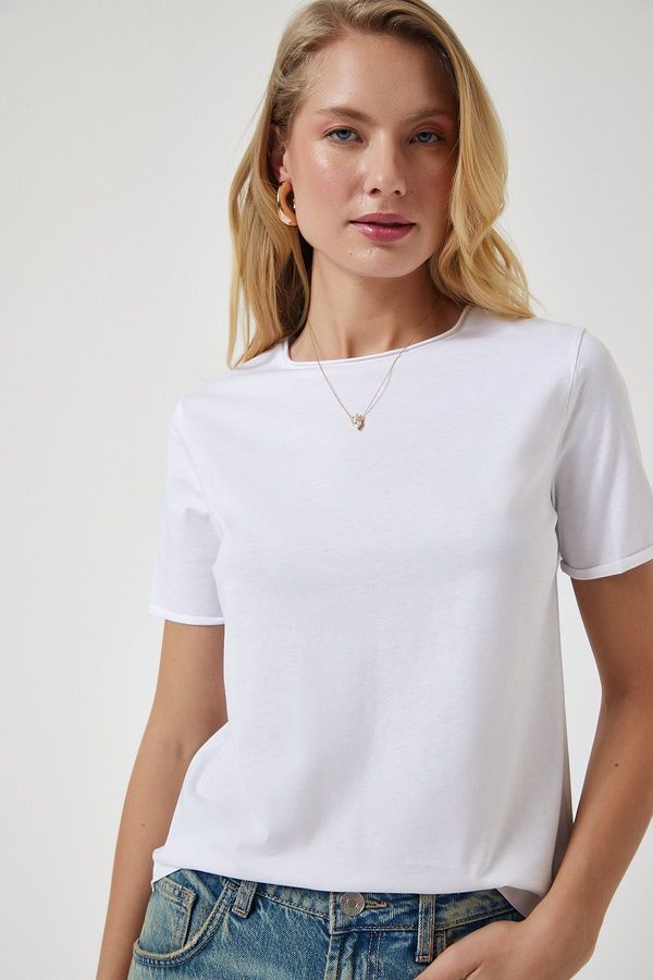 Happiness İstanbul Happiness İstanbul Women's White Crew Neck Basic Knitted T-Shirt