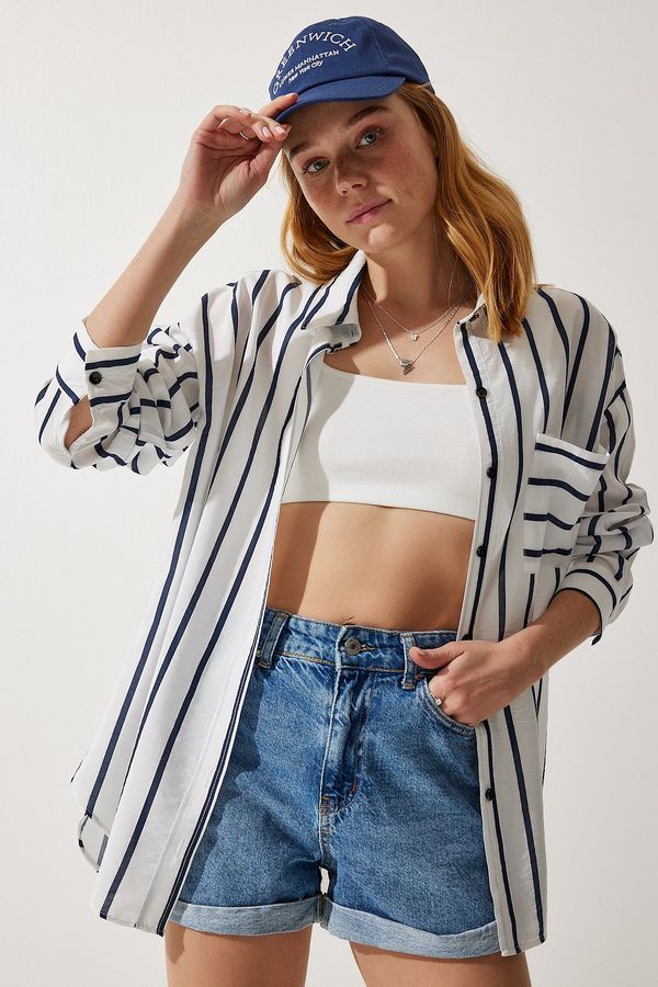 Happiness İstanbul Happiness İstanbul Women's White Navy Blue Striped Oversize Poplin Shirt