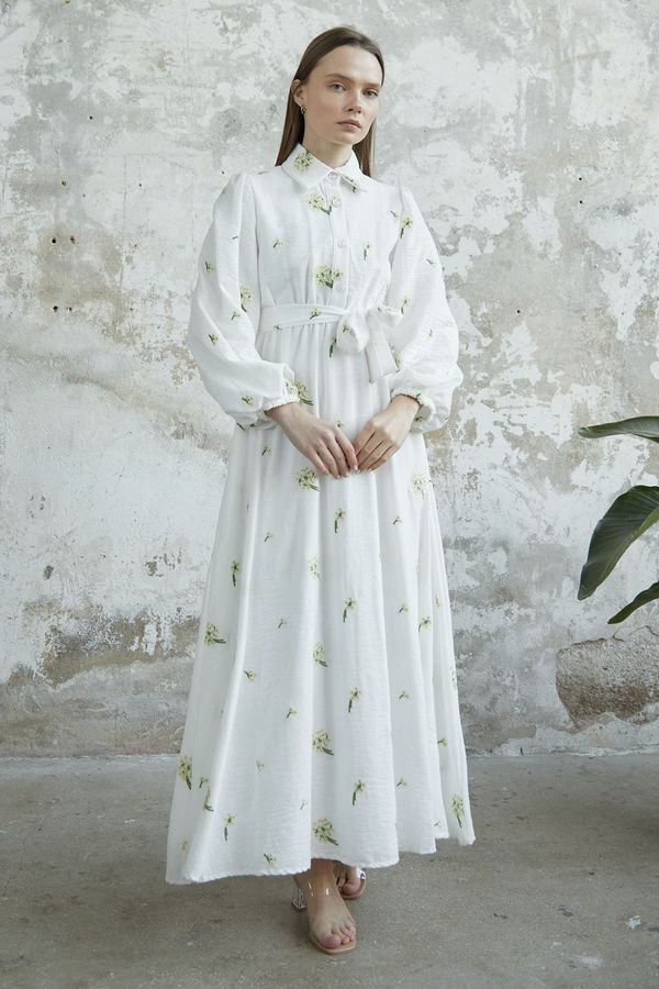 InStyle InStyle Floral Embroidered Linen Dress - White