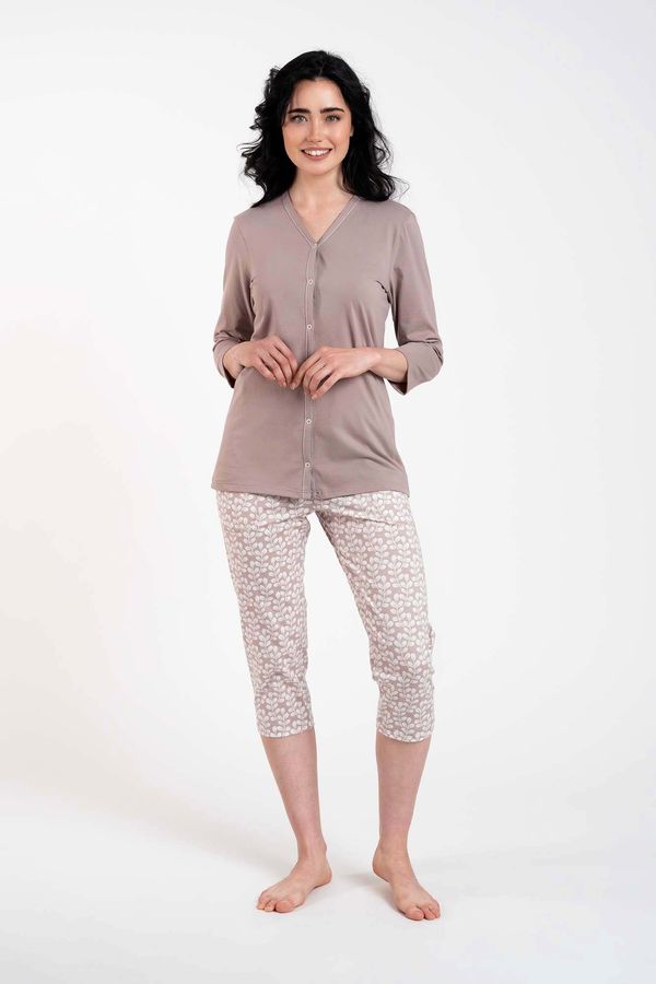 Italian Fashion Juliana ́s pyjamas 3/4 sleeve, 3/4 legs - cappuccino/print