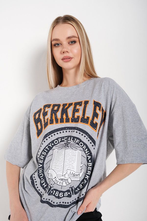 Know Know Women's Gray Oversize Berkeley Printed T-shirt