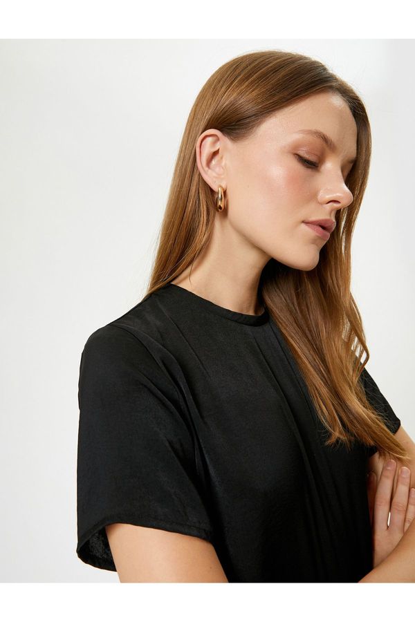 Koton Koton Basic Blouse Aerobin Satin Fabric Short Sleeve Crew Neck Comfortable Fit