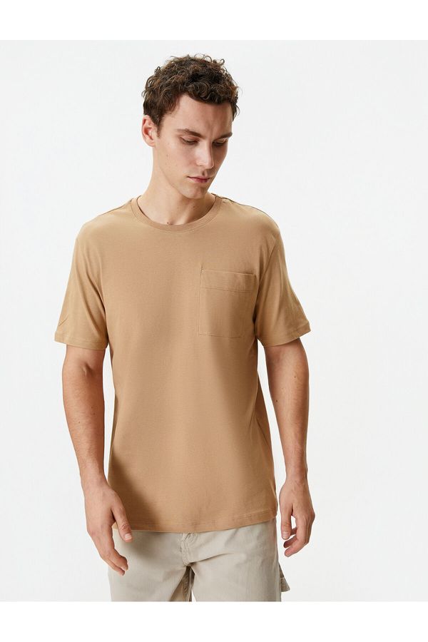 Koton Koton Basic T-Shirt Pocket Detailed Crew Neck Short Sleeve Cotton