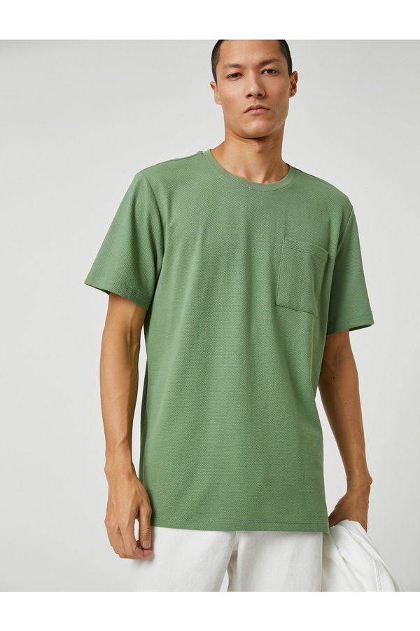 Koton Koton Basic T-Shirts, Crew Neck Pocket Detailed, Short Sleeves.