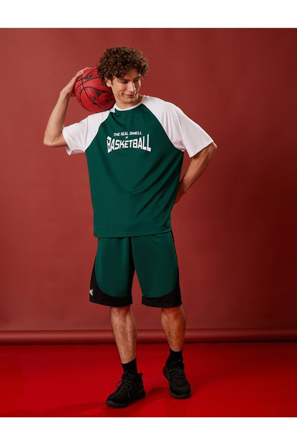 Koton Koton Basketball Printed Sports T-Shirt with a Hooded Raglan Sleeve.