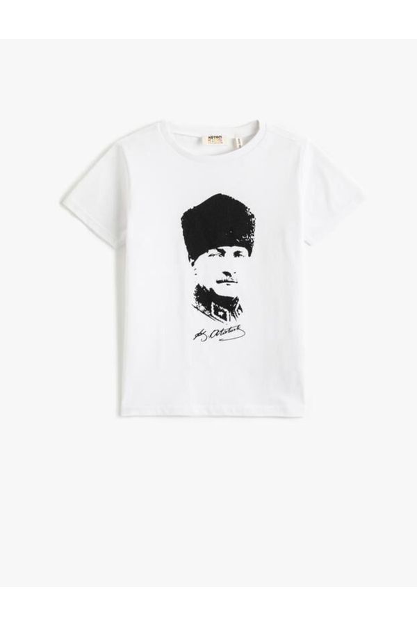 Koton Koton Boys' Ataturk Print T-Shirt Short Sleeved Crew Neck Cotton