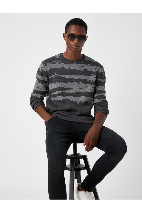 Koton Koton Camouflage Printed Sweater Crew Neck