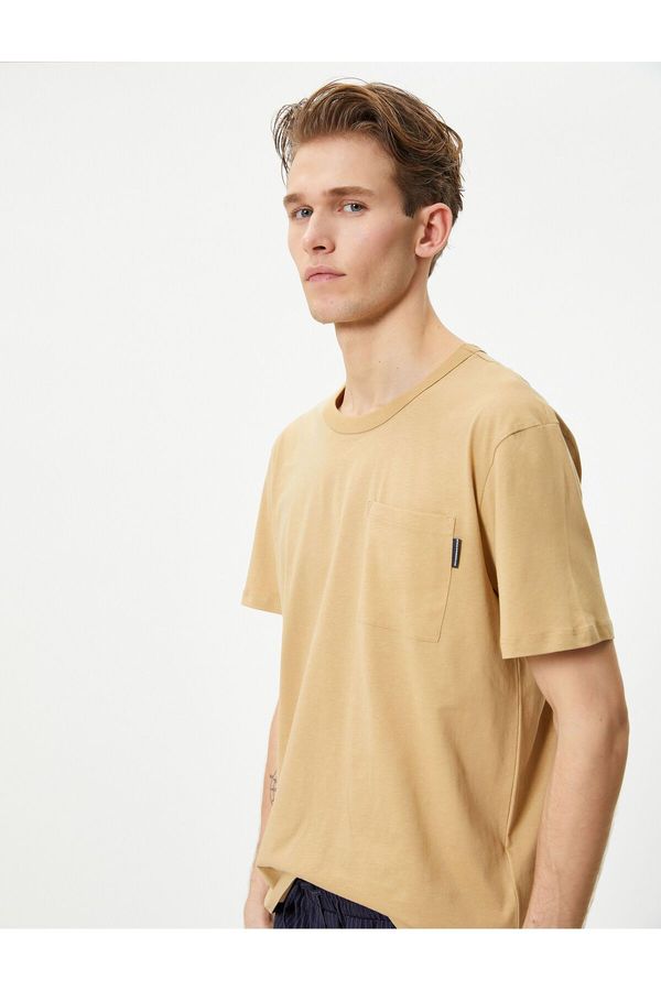 Koton Koton Crew Neck T-Shirt Pocket Detailed Short Sleeve Cotton