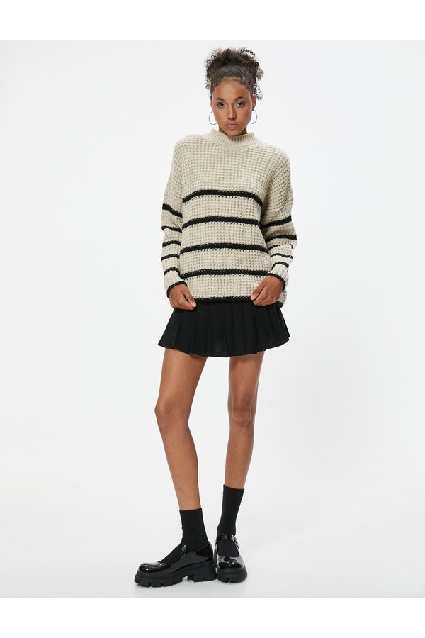 Koton Koton KT - Crew Neck Knitwear Sweater Textured Stripe Pattern