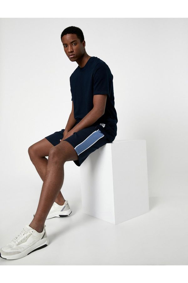 Koton Koton Lace-Up Shorts with Zipper Pocket, Slim Fit with Stripe Detail.