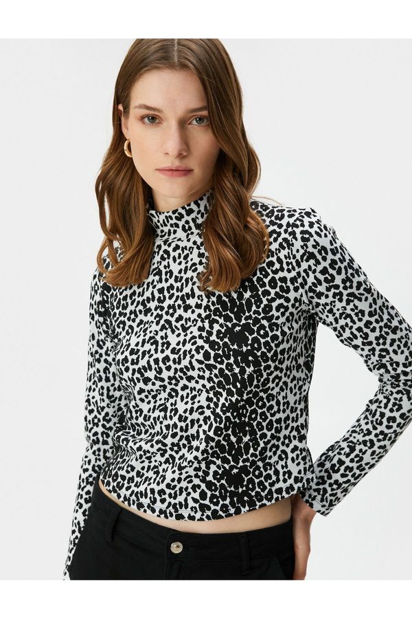 Koton Koton Leopard Patterned T-Shirt Long Sleeve High Collar