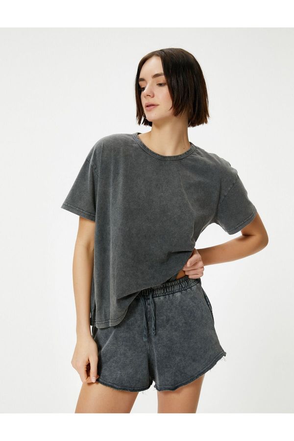 Koton Koton Oversize T-Shirt Faded Effect Short Sleeve Crew Neck Cotton