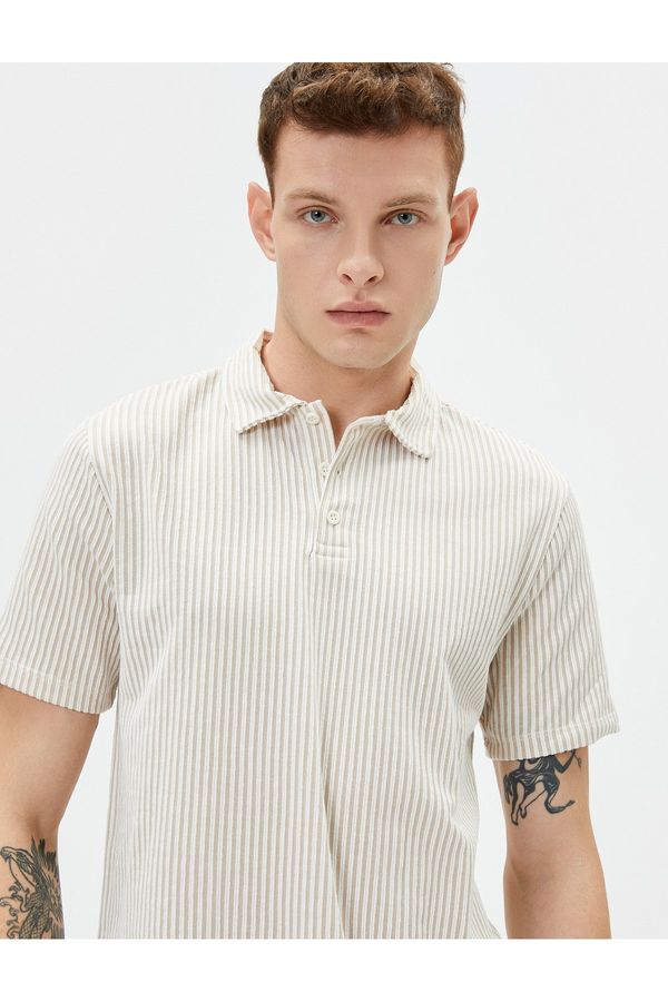 Koton Koton Polo Neck T-Shirt Short Sleeve Button Detailed