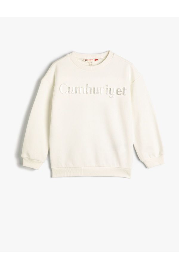 Koton Koton Republic Printed Sweatshirt Embossed Printed Raised