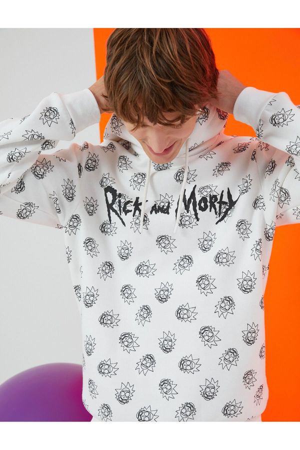 Koton Koton Rick And Morty Raised Hoodie & Sweatshirt. Licensed Printed