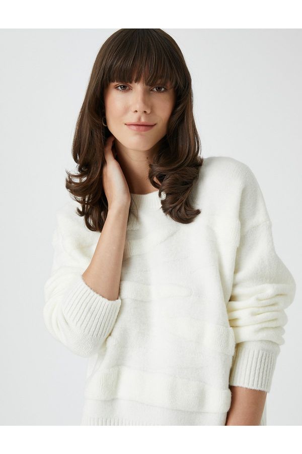 Koton Koton Şahika Ercümen X - Soft Textured Crew Neck Oversize Sweater