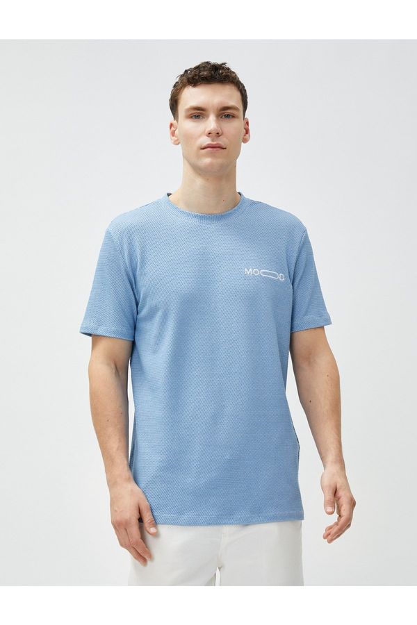 Koton Koton Slim Fit T-Shirt Short Sleeve Crew Neck Textured