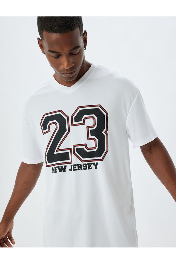 Koton Koton Sports T-Shirt Oversize V-Neck Slogan Printed Short Sleeve