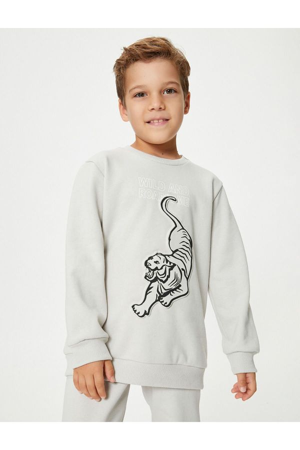 Koton Koton Tiger Sweatshirt Long Sleeve Crew Neck Embossed Printed